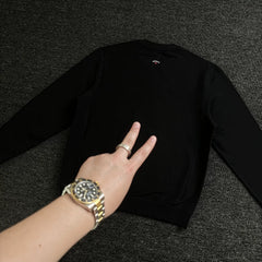 NOAH MARS Simple Thread Splicing Crew Neck Sweatshirt Back Mini Cross Graphic