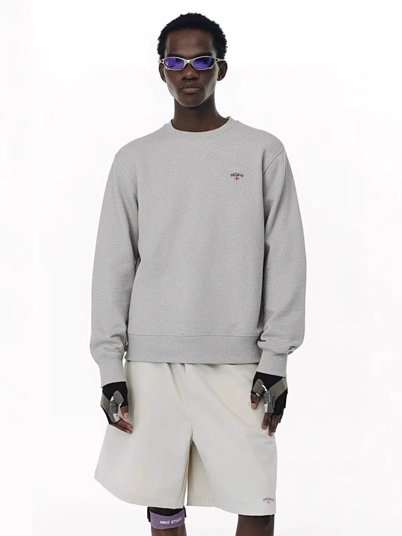 NOAH MARS Men Velvet Crew Sweatshirt Left Chest Cross Embroidery Autumn Winter